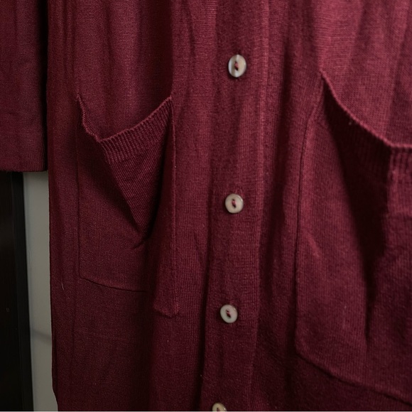 long cardigan in burgundy color - Picture 4 of 10